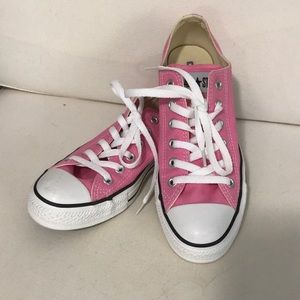 Pink converse shoes women’s 8 men’s 6